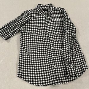 Banana Republic shirt size XS long sleeve black and white squares.